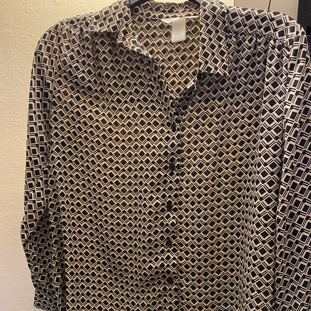 Button down - Picture 6 of 7